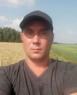 Павел Назаров